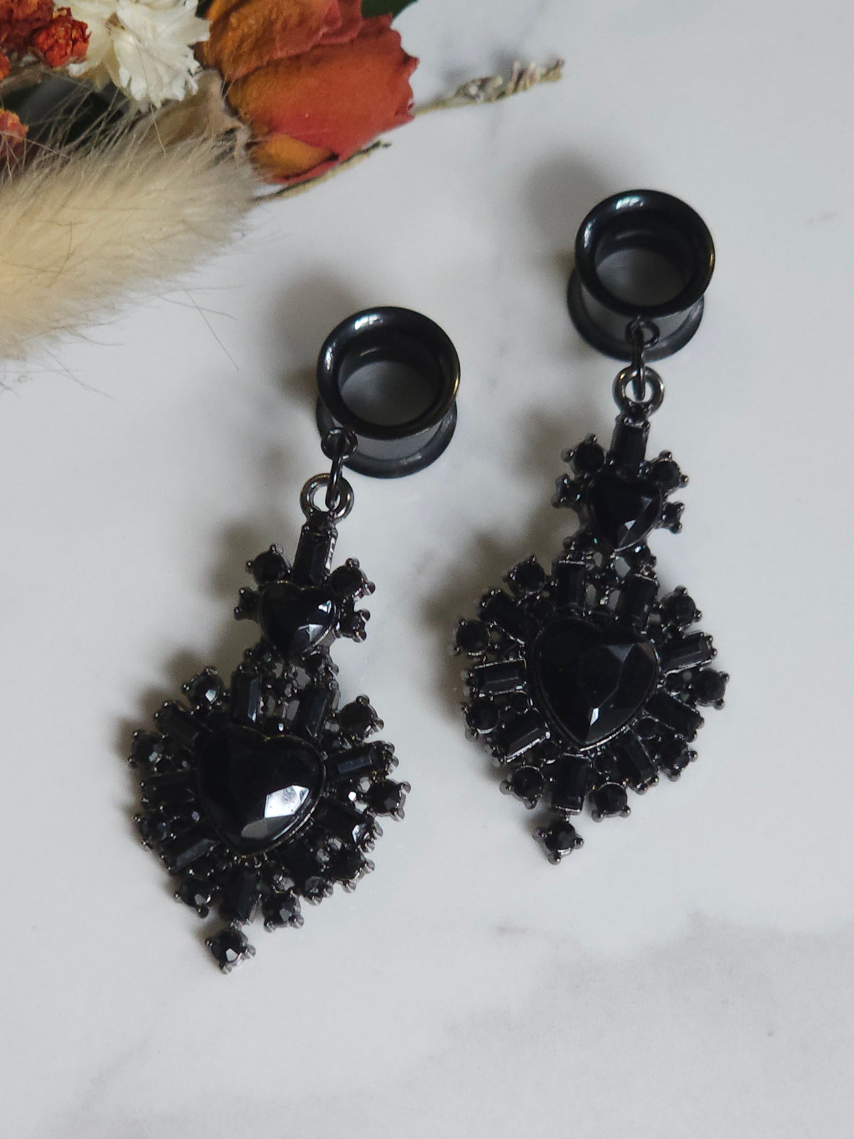 Beautiful black heart dangle gauges