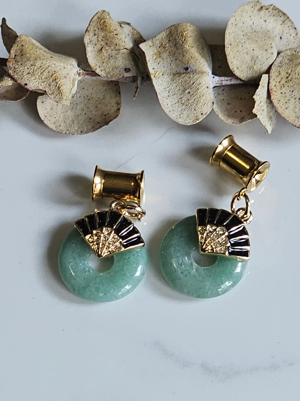 Pagoda and Jade dangle gauges