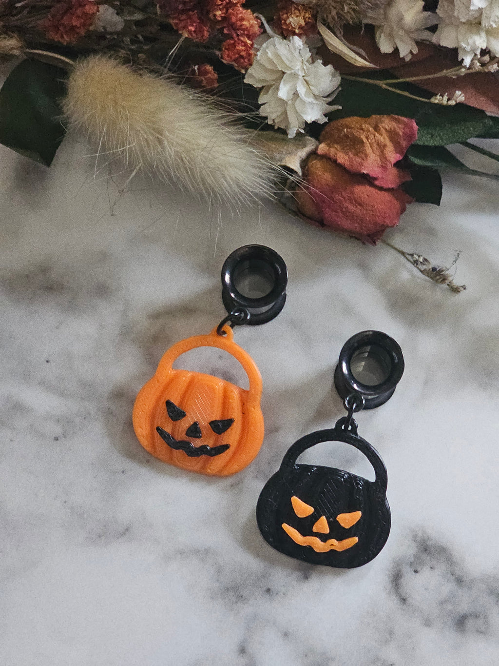 Spooky pumpkins Dangle Gauges