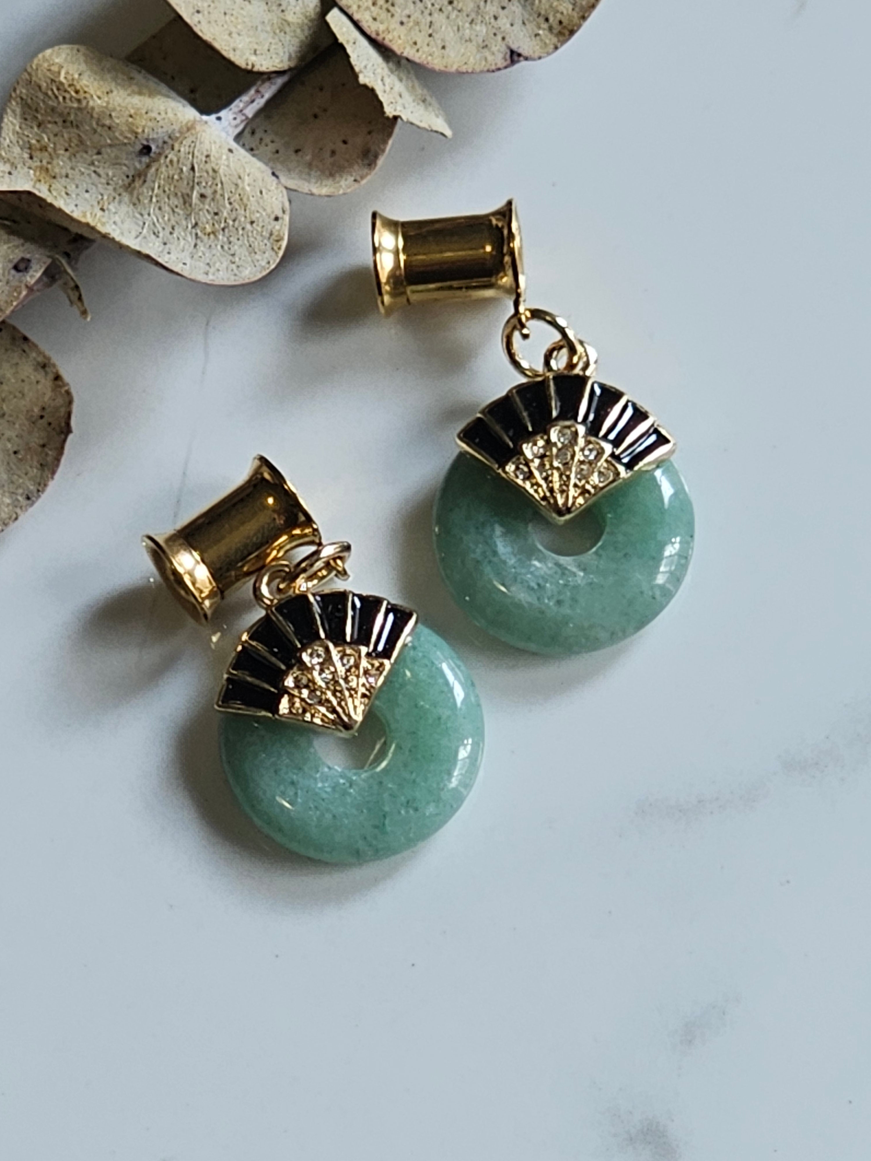Pagoda and Jade dangle gauges