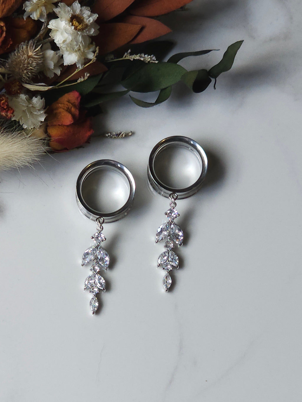 Special Occasion Dangle Gauges