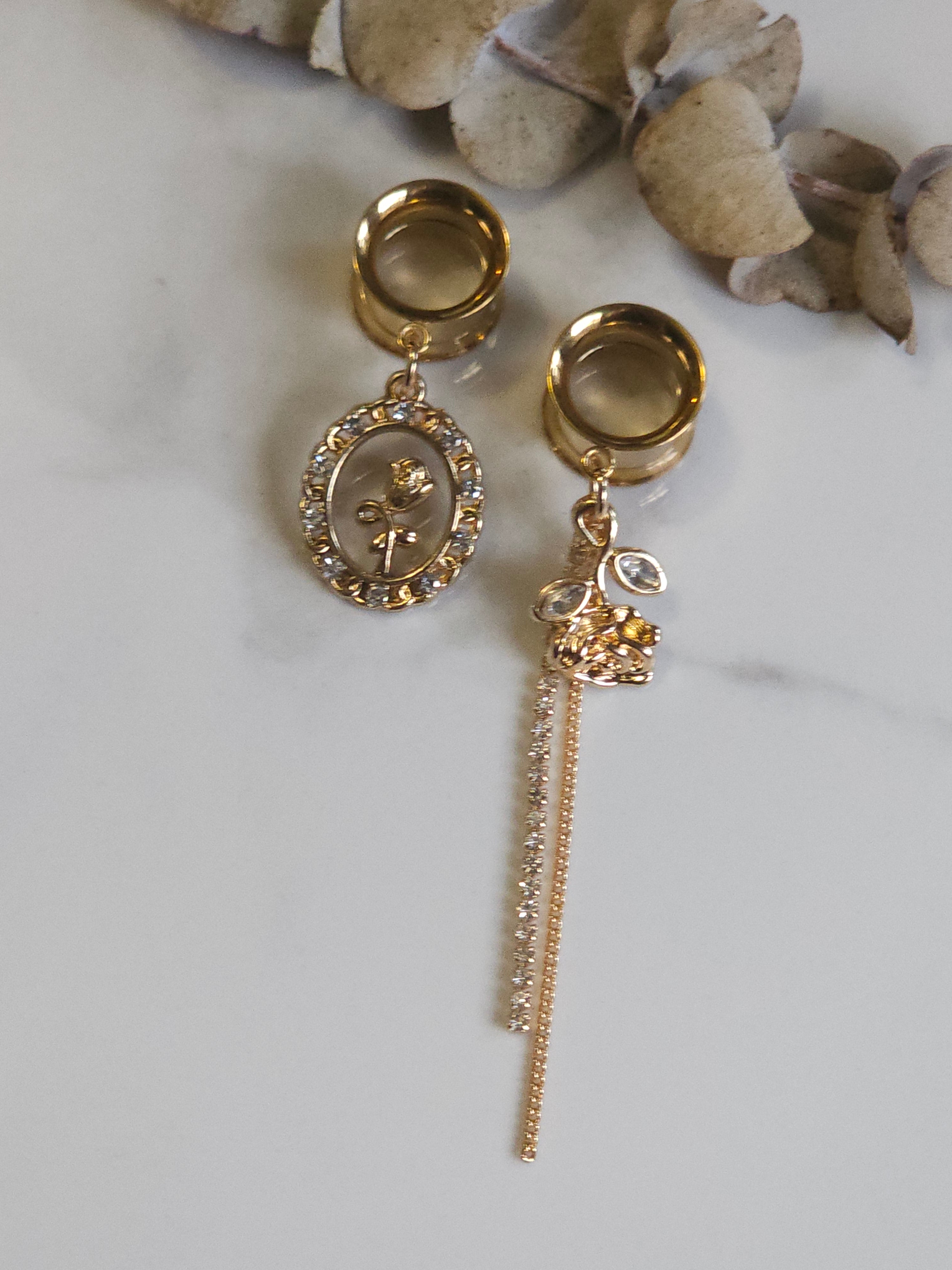 Rose and tassel dangle gauges