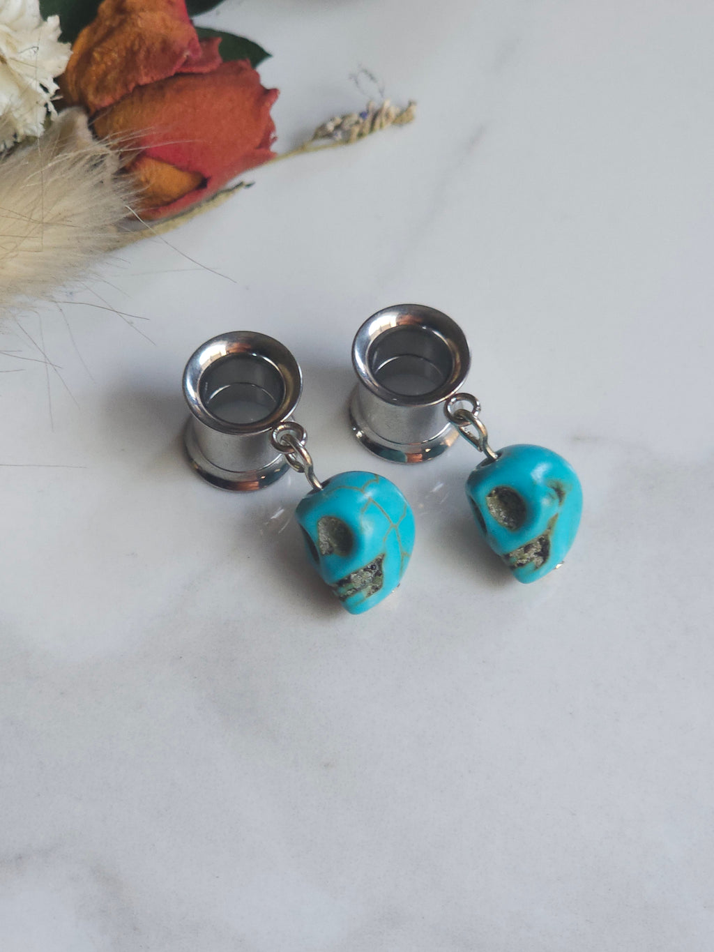 Turquoise skull Dangle Gauges