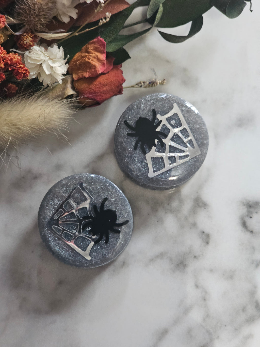 28MM-50MM Halloween Spider and web plugs