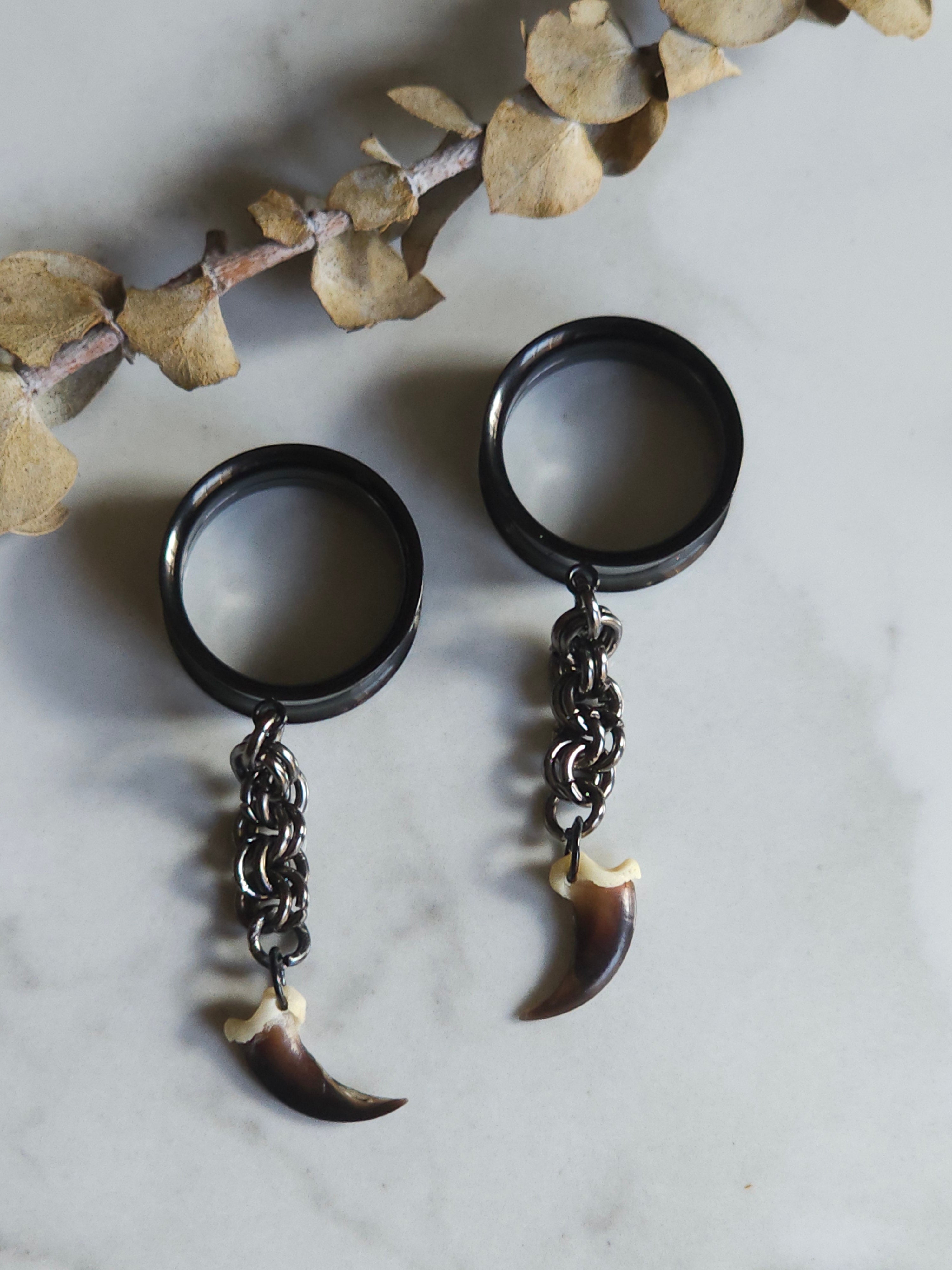 Coyote Claw Chainmail dangle gauges