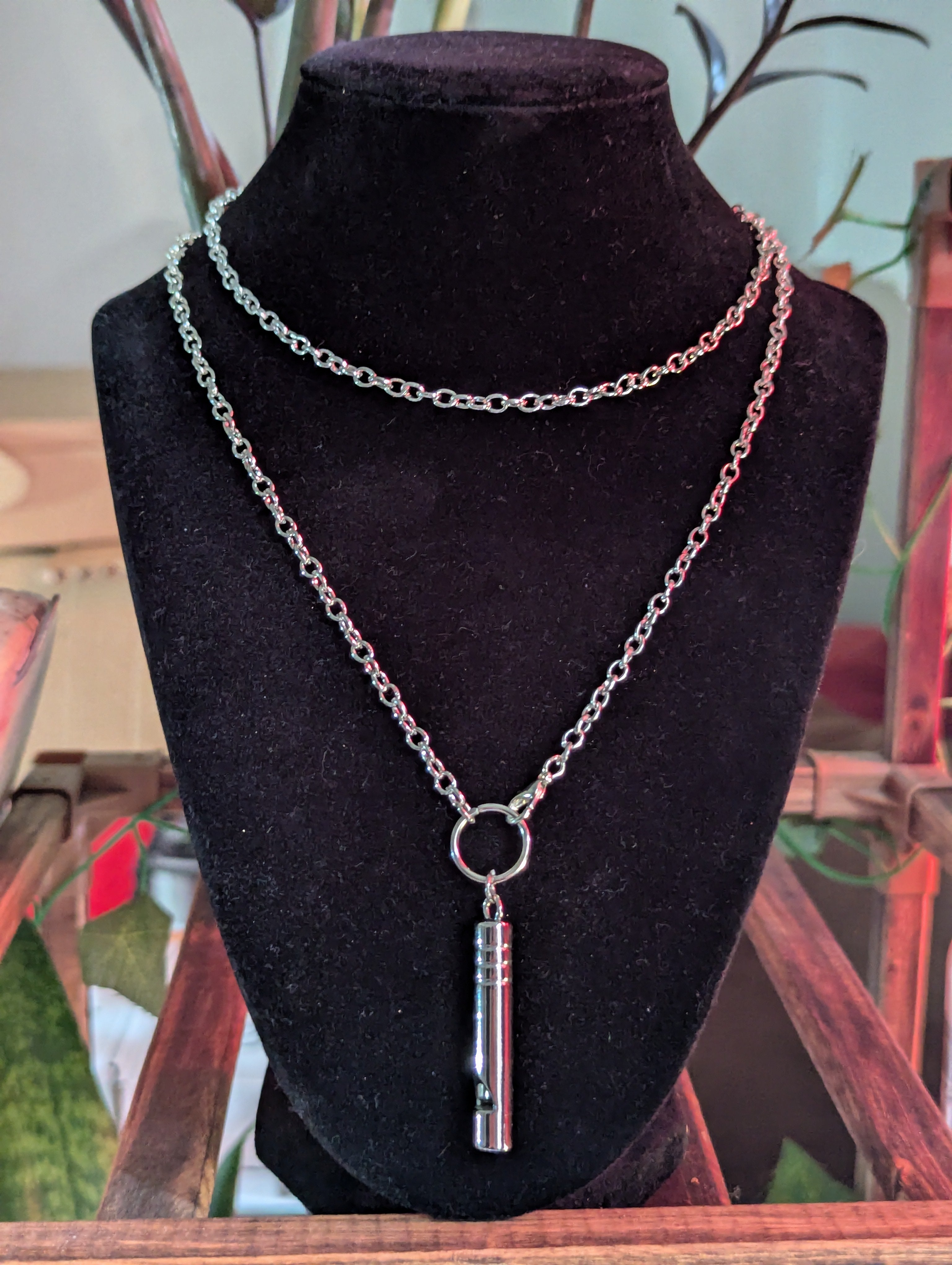 Stay safe whistle necklace Style 4