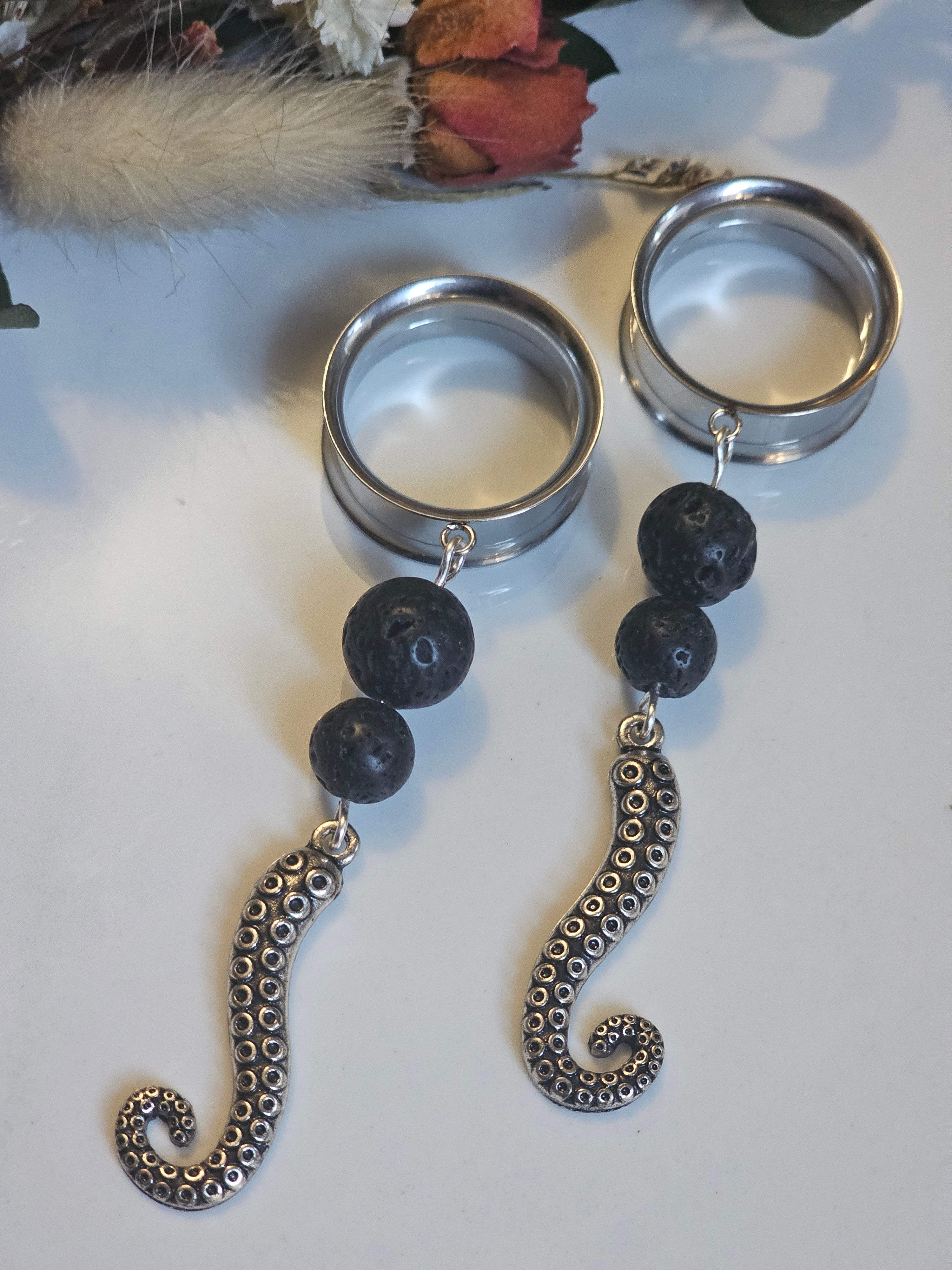 Tentacle dangle gauges