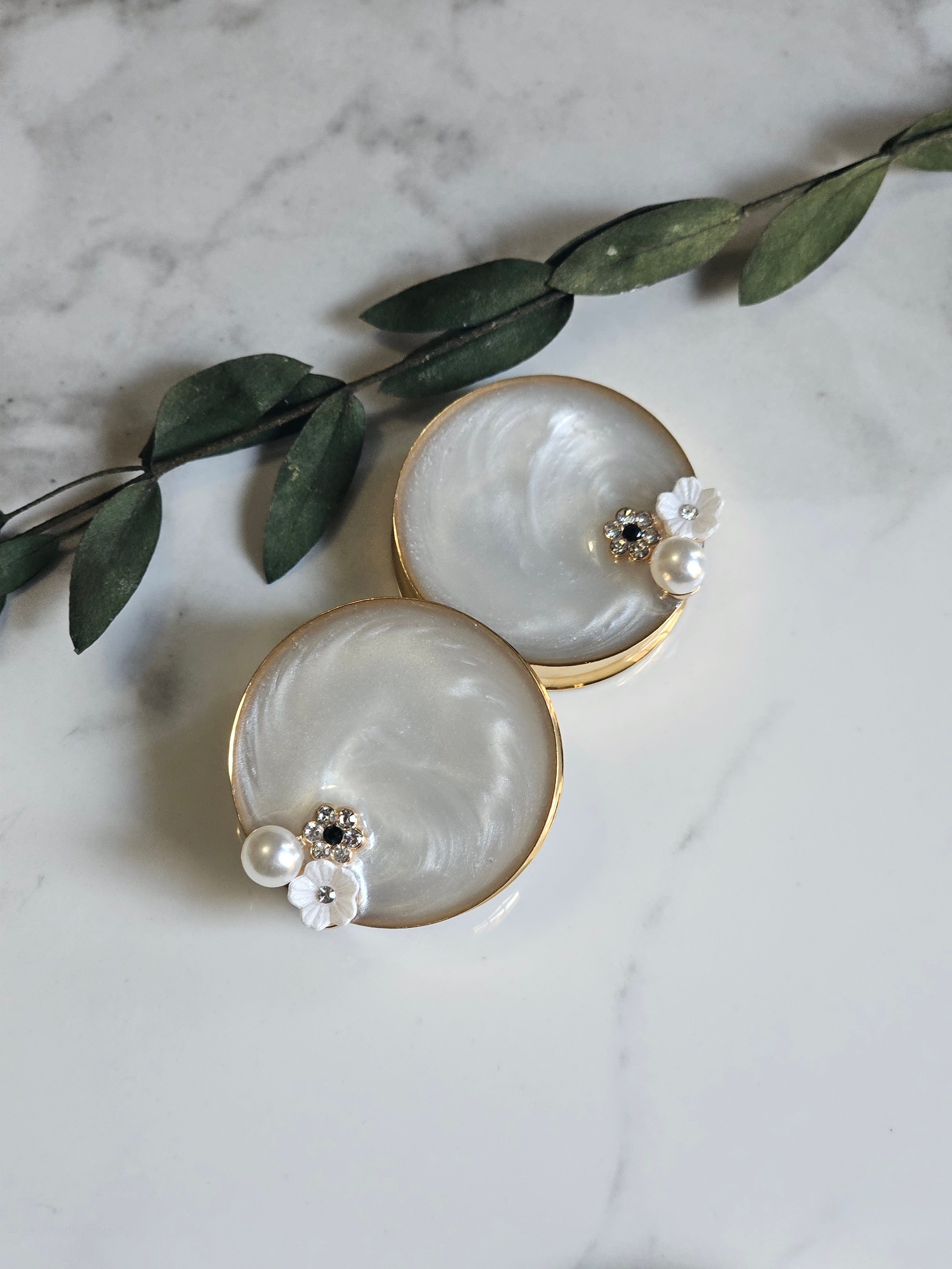 16MM-50MM Flower and Pearl plugs