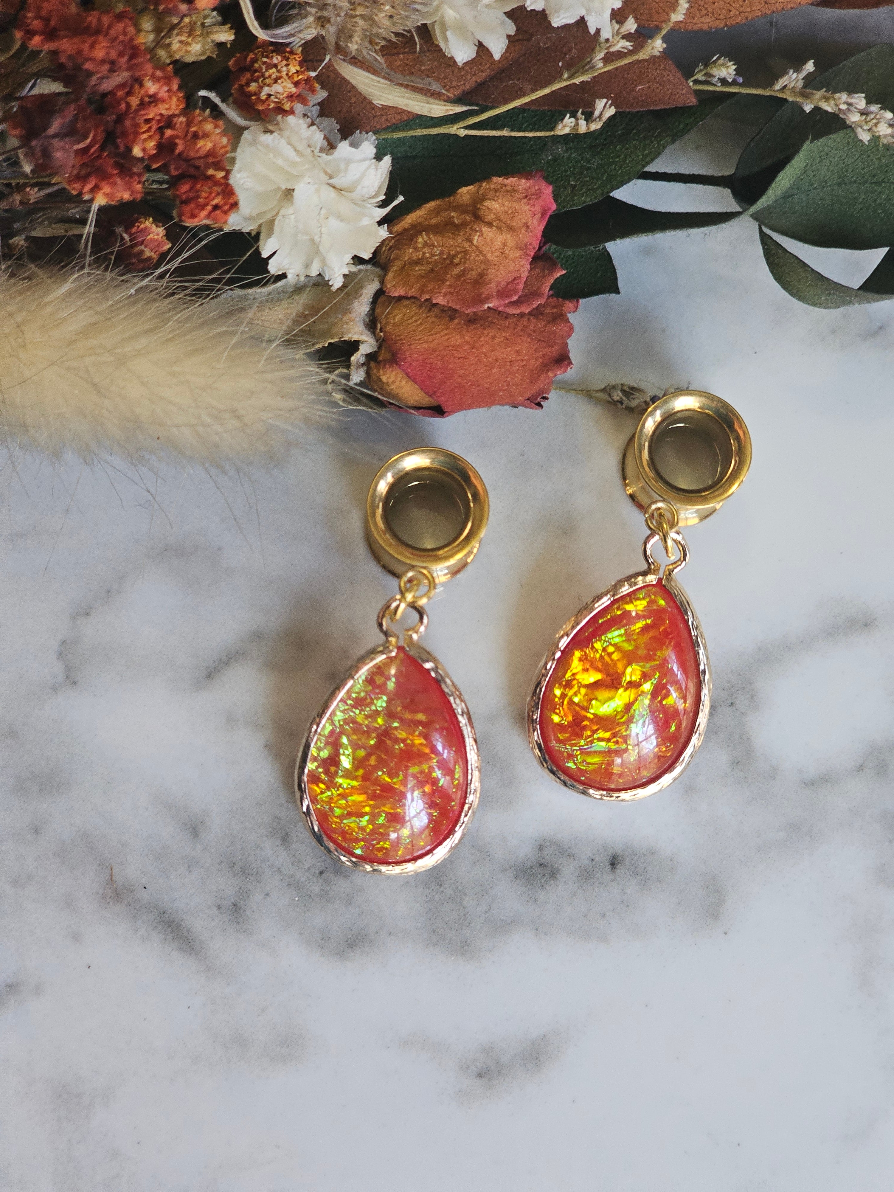 Duochrome drop dangle gauges