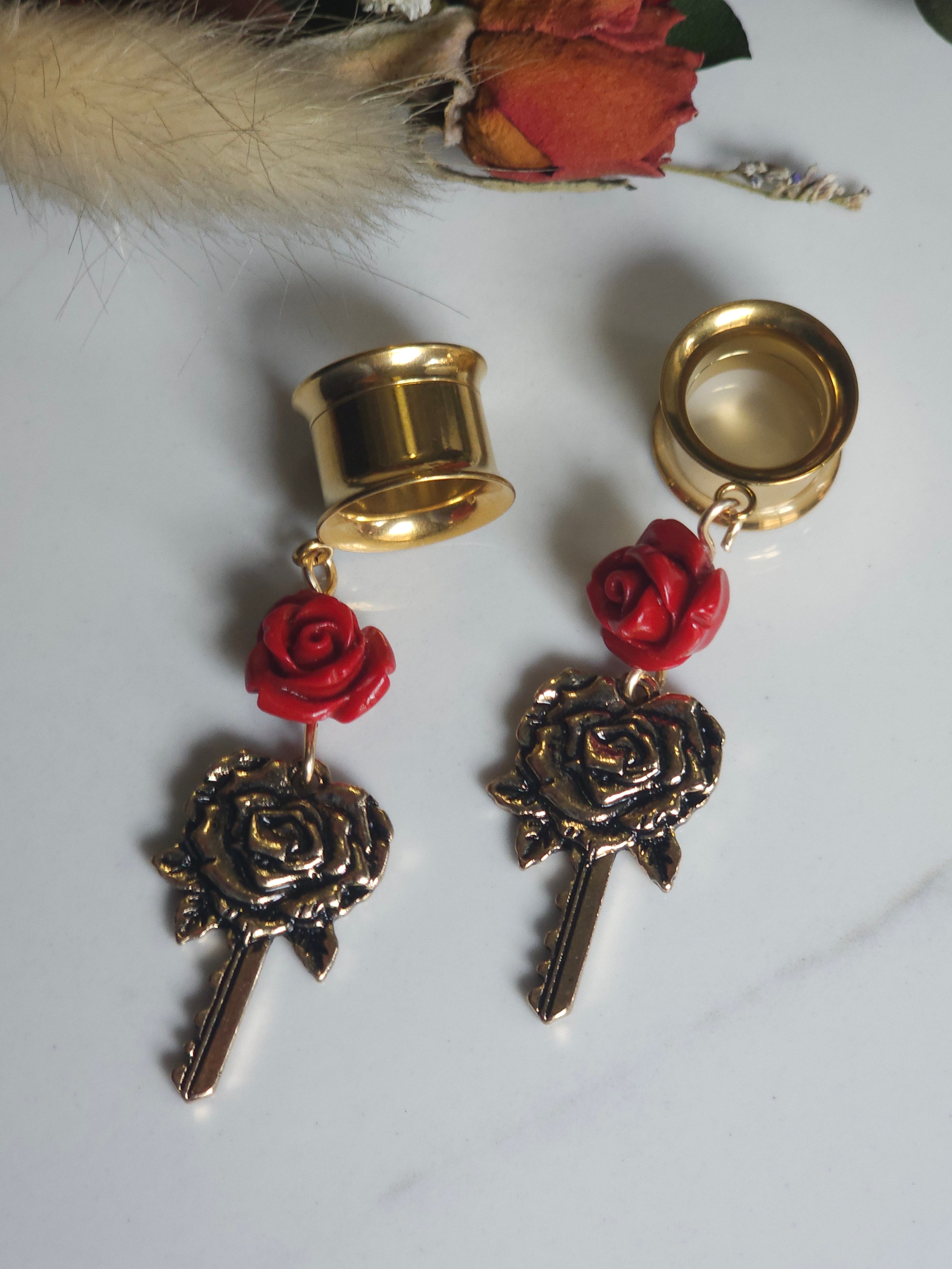 Rose key dangle gauges