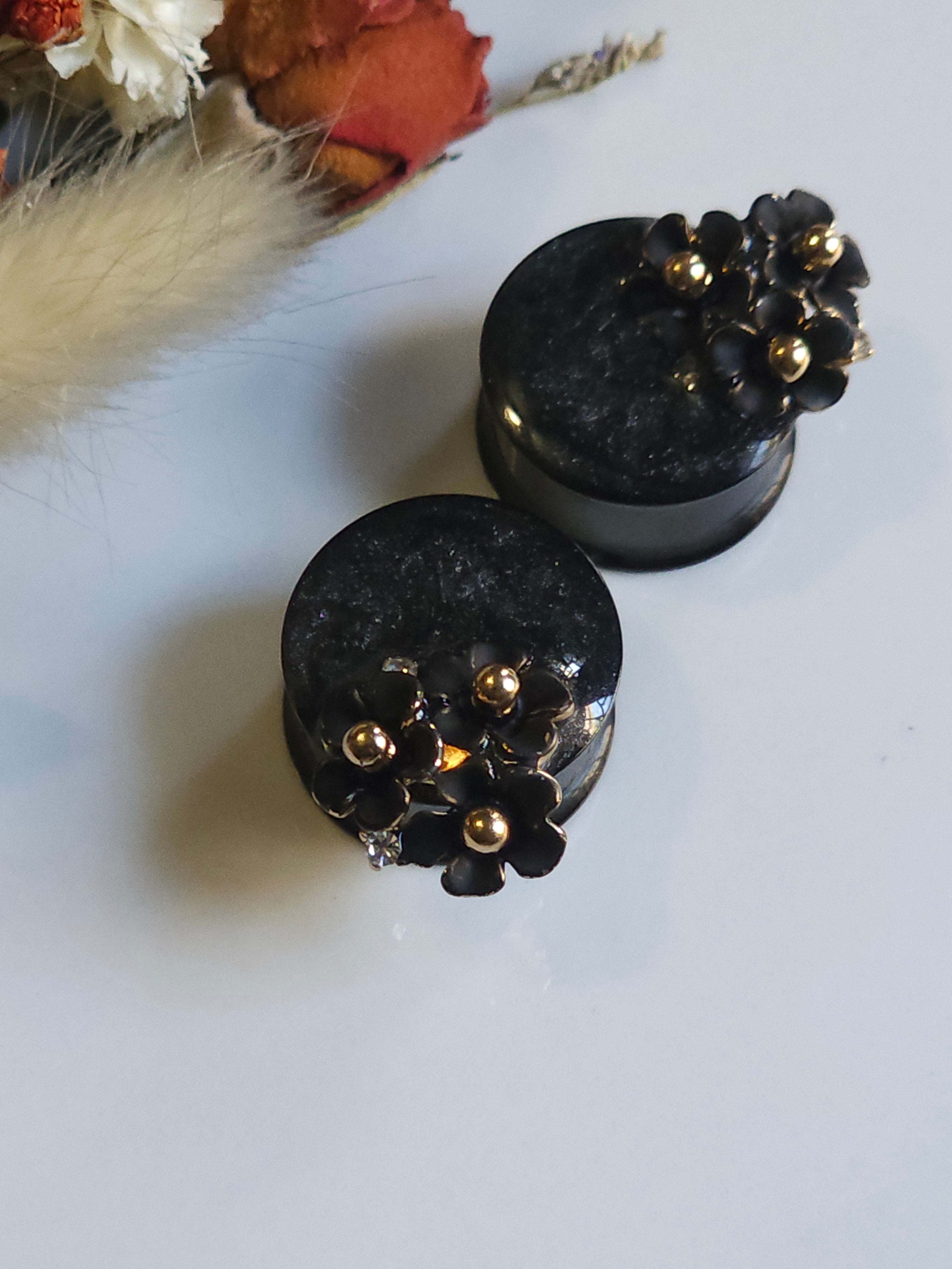 16MM-50MM Black Floral plugs