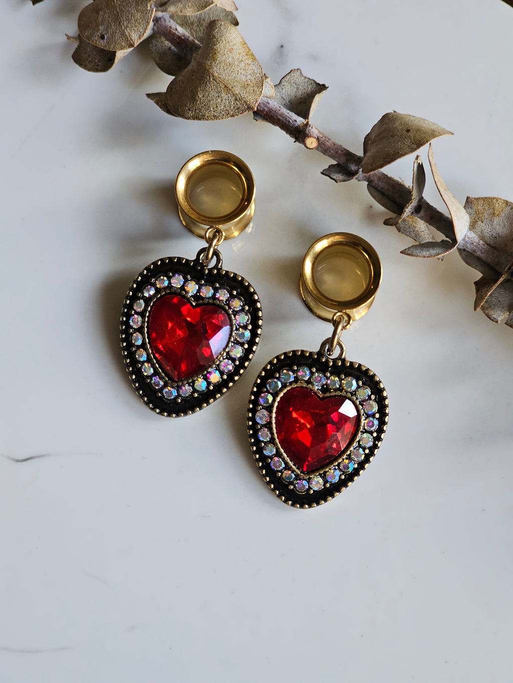 Jeweled heart dangle gauges