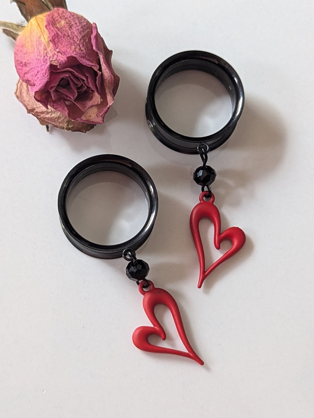 Heart dangle gauges