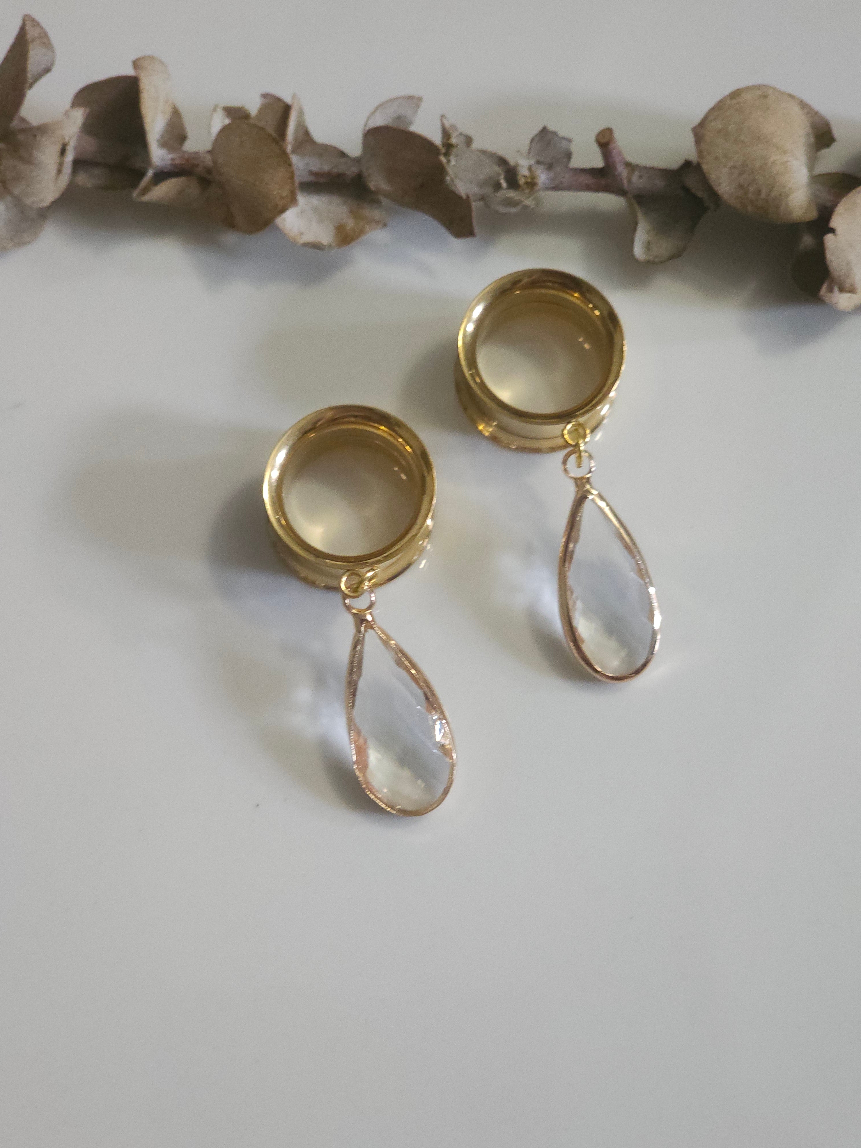 Clear teardrop dangle gauges