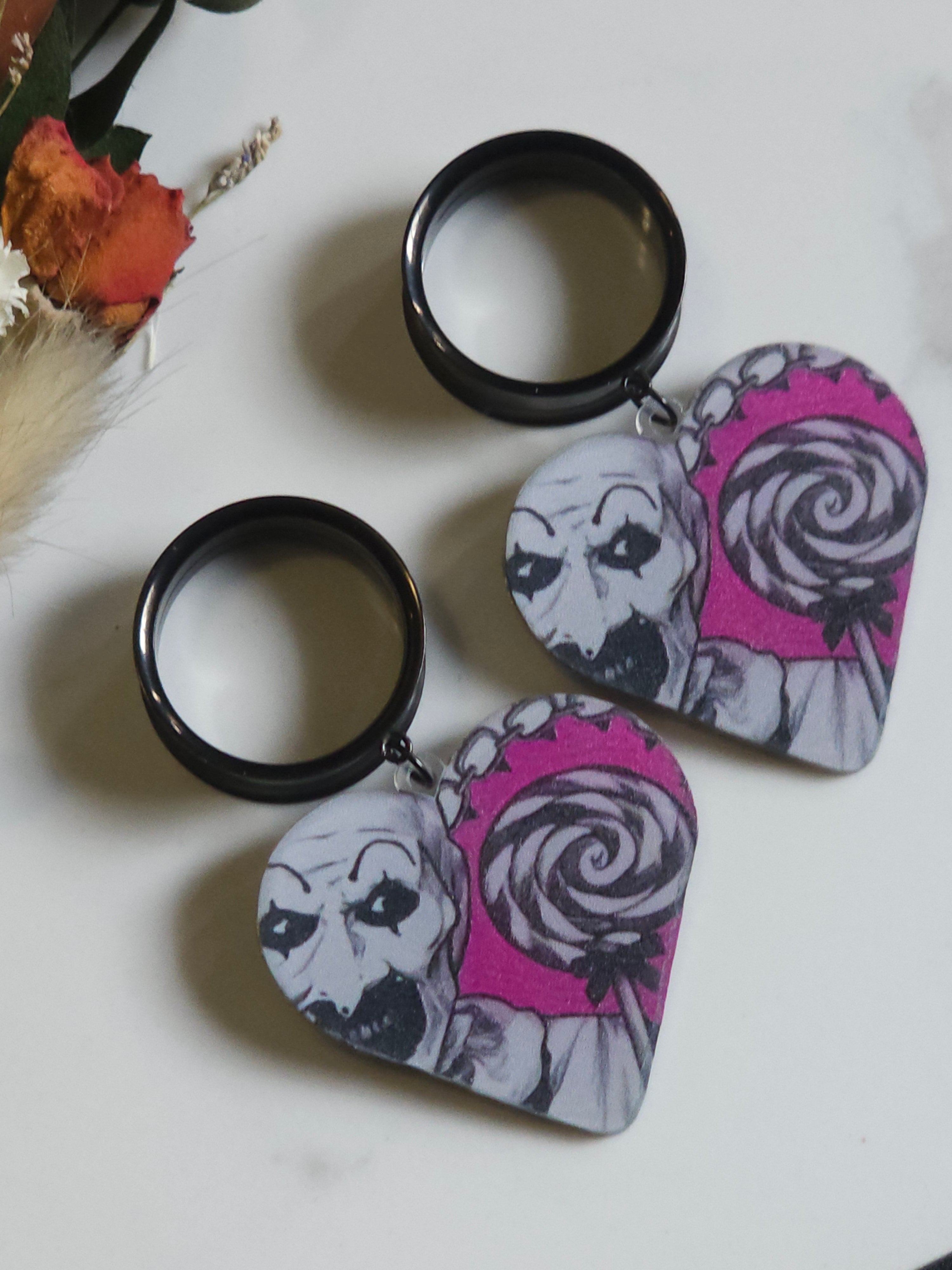 Art the Clown dangle gauges