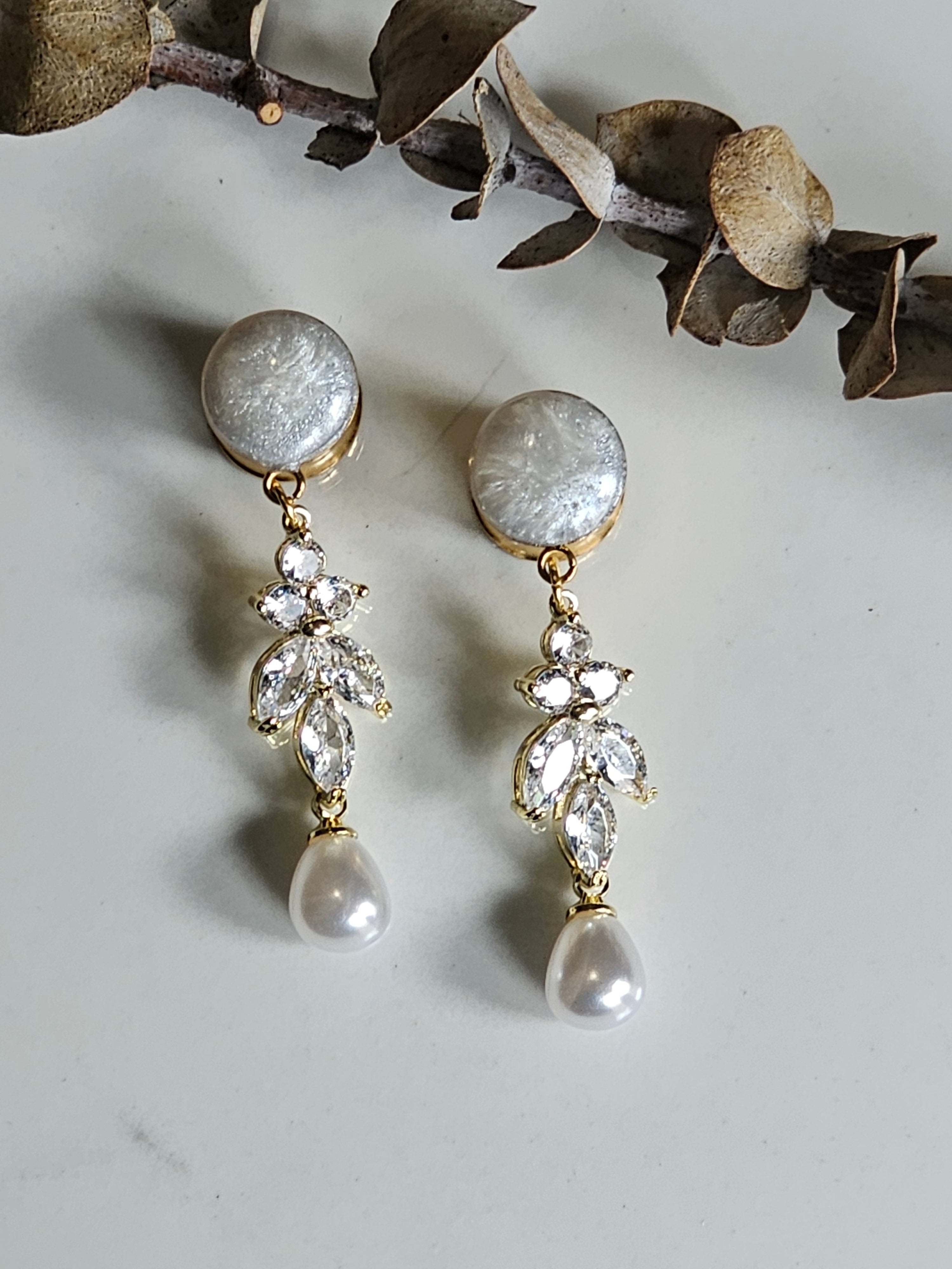Golden Faux pearl Bridal Dangle Gauges