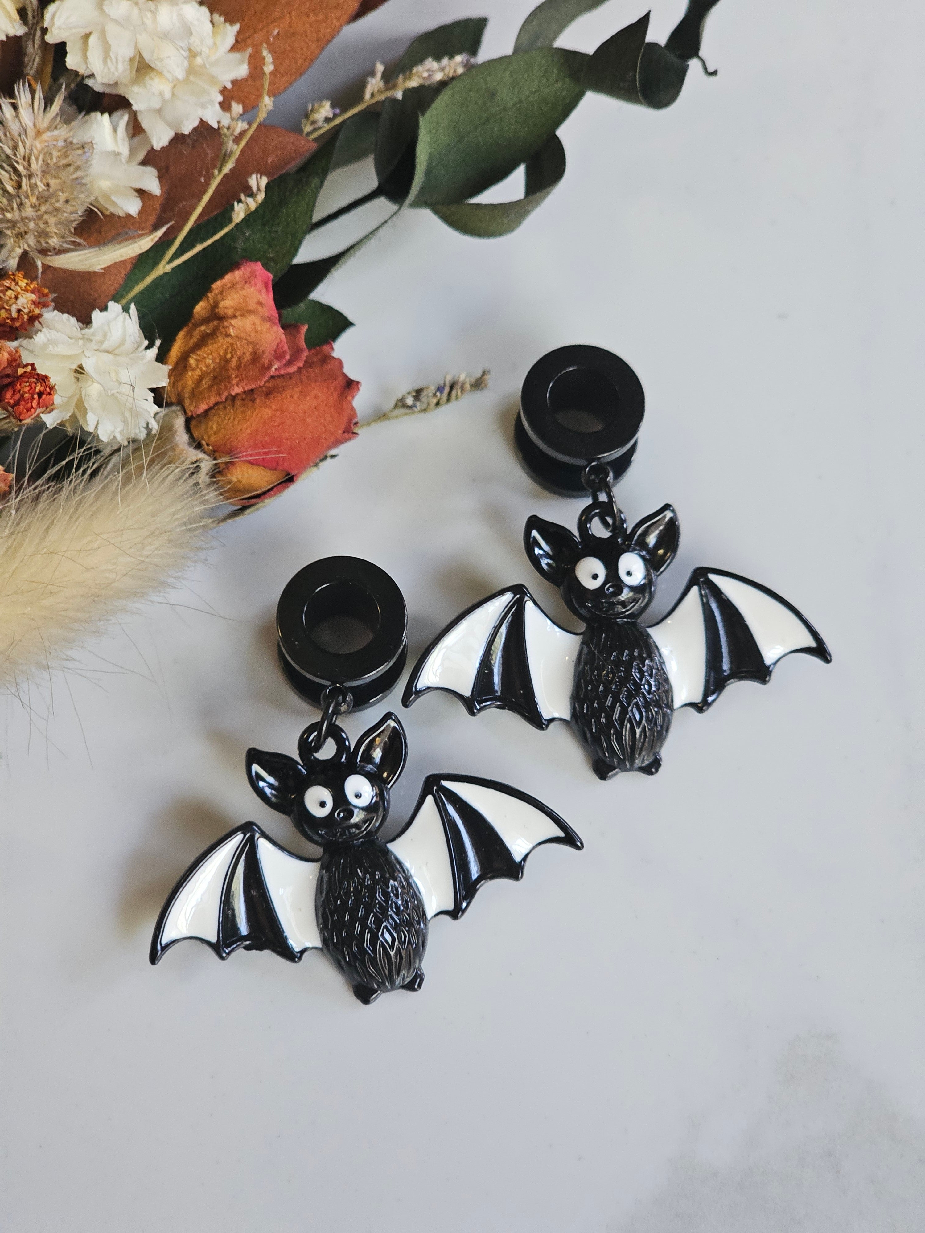 Batty Bat Halloween dangle gauges