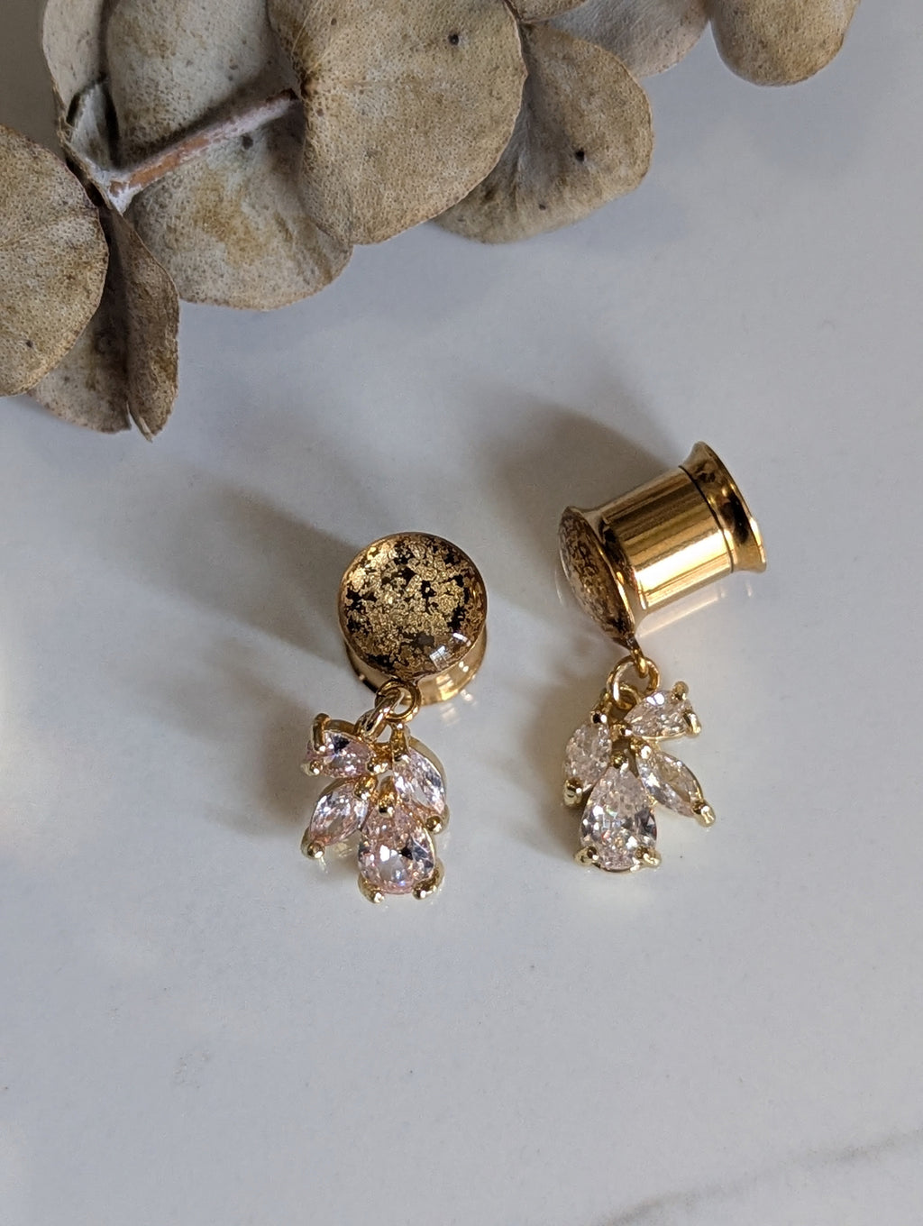 Dainty bridal dangle gauges