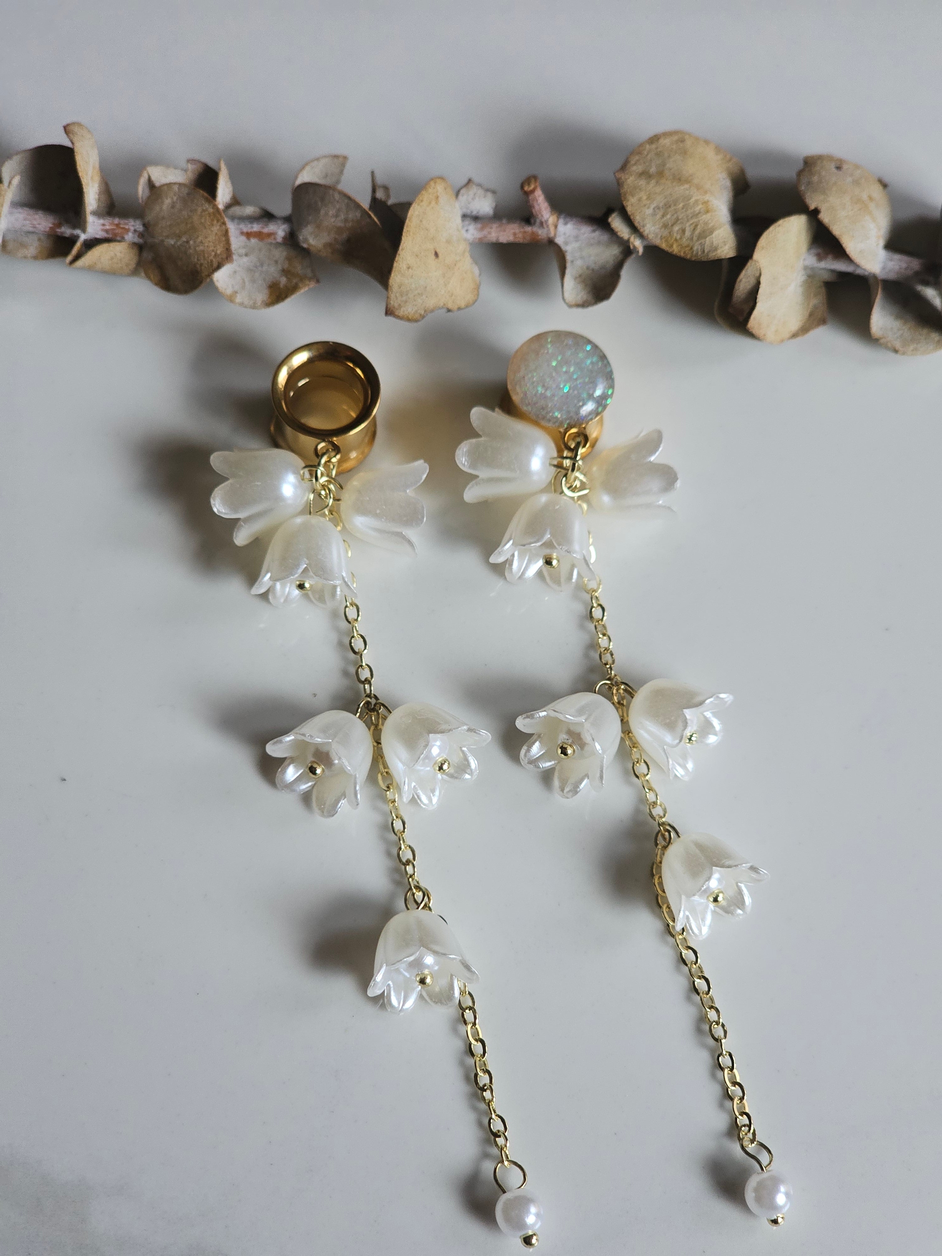 Lily of the Valley dangle gauges