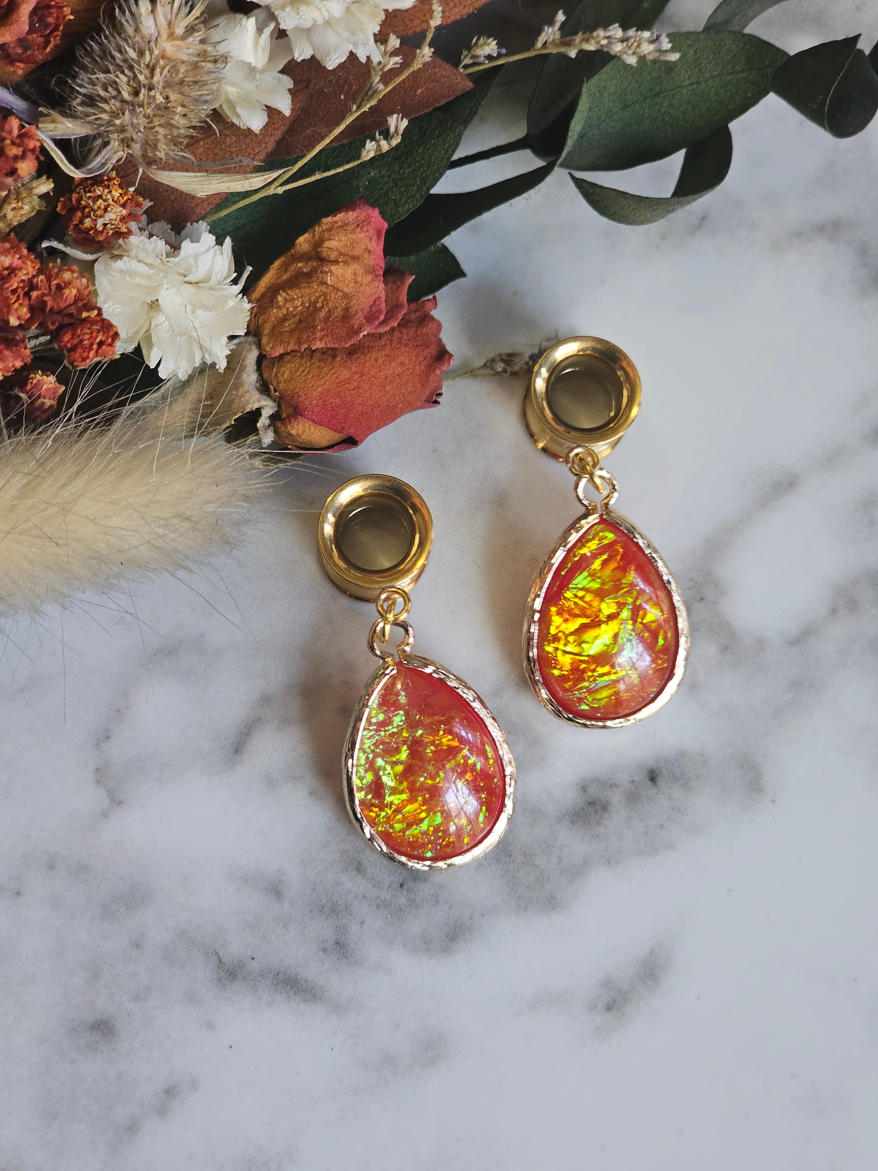 Duochrome drop dangle gauges