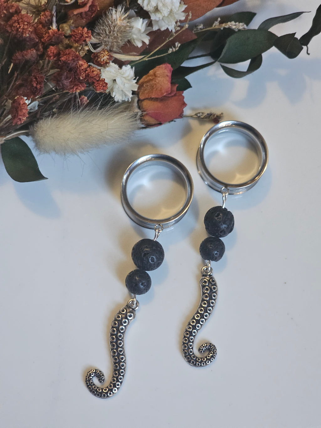 Tentacle dangle gauges